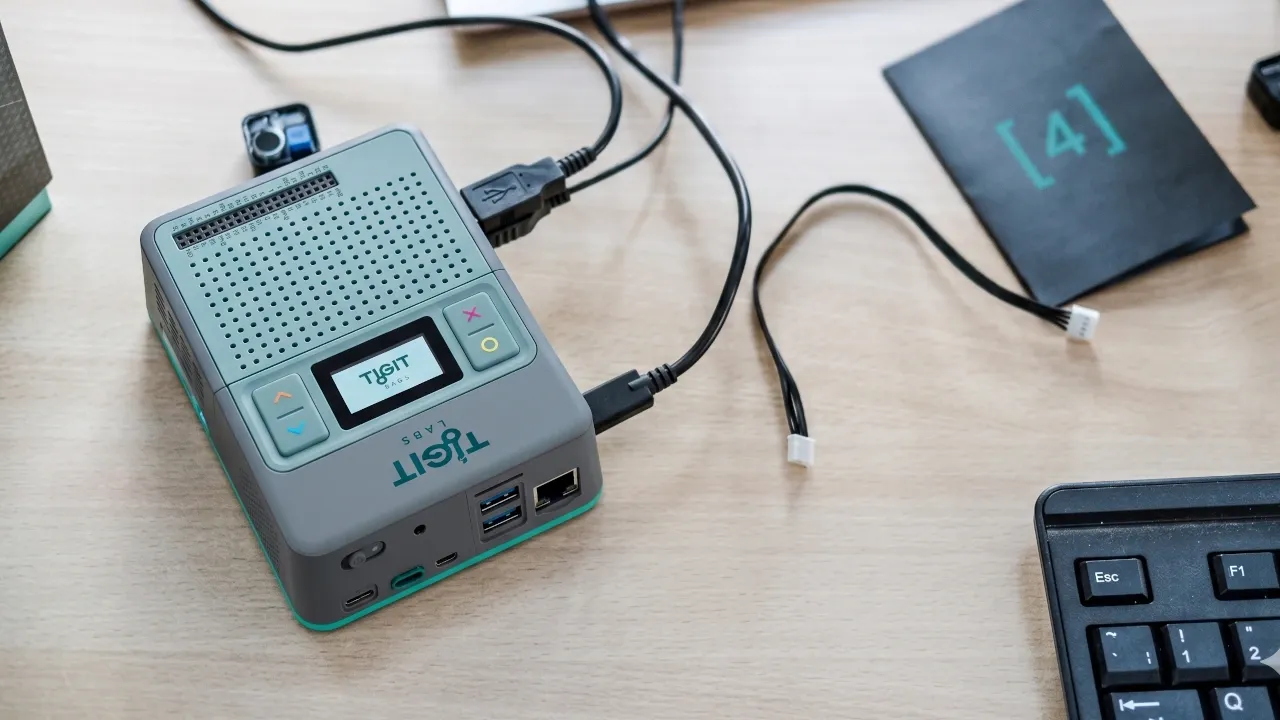 Loggy device on desk
